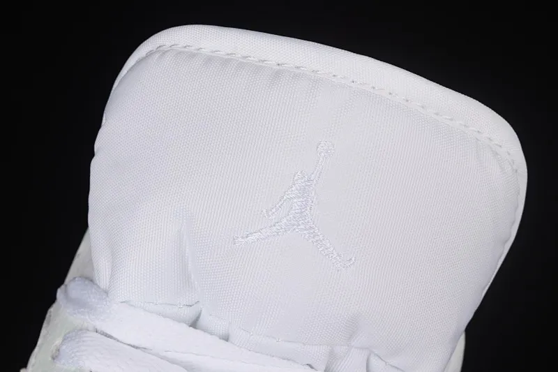 All categories Air Jordan Jordan series basketball shoes Air Jordan 1 Low Air Jordan 1 Low AJ1 Joe 1 starry sky thermal induction low-top cultural casual sneakers 553558-130